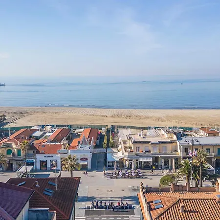 Casa Verdi, Holiday, Near The - Viareggio, Toscana Виареджо