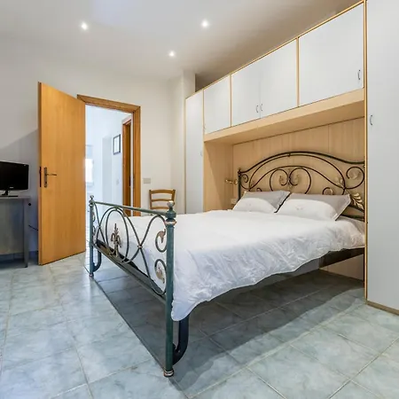 Casa Verdi, Holiday, Near The - Viareggio, Toscana Апартаменты Виареджо