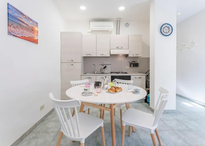 Апартаменты Casa Verdi, Holiday, Near The - Viareggio, Toscana *